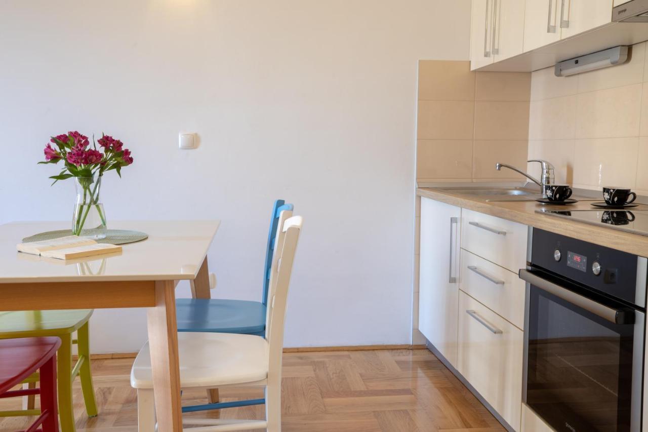 Beach Spot Apartments Makarska Exterior photo